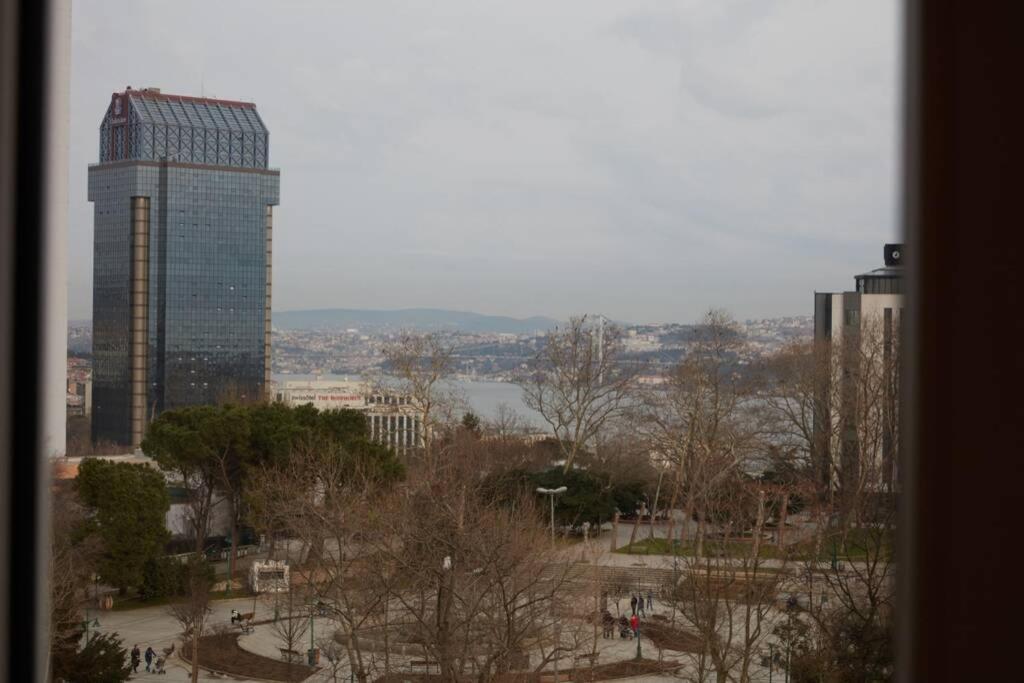 Taksim Square Apartment, Great View, Luxury Istanbul Exteriör bild